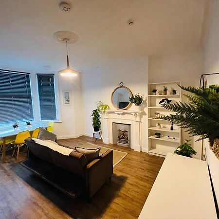 Beautiful Space Stylish And Modern! Perfect Location Blackpool Exterior photo