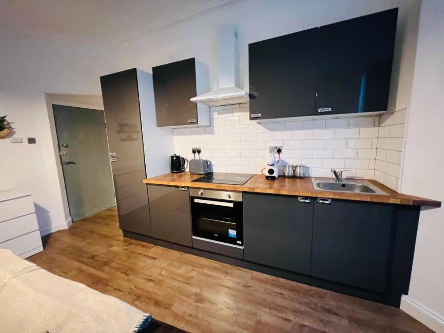 Beautiful Space Stylish And Modern! Perfect Location Blackpool Exterior photo